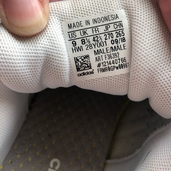 Adidas Shoes - Picture 6 of 6